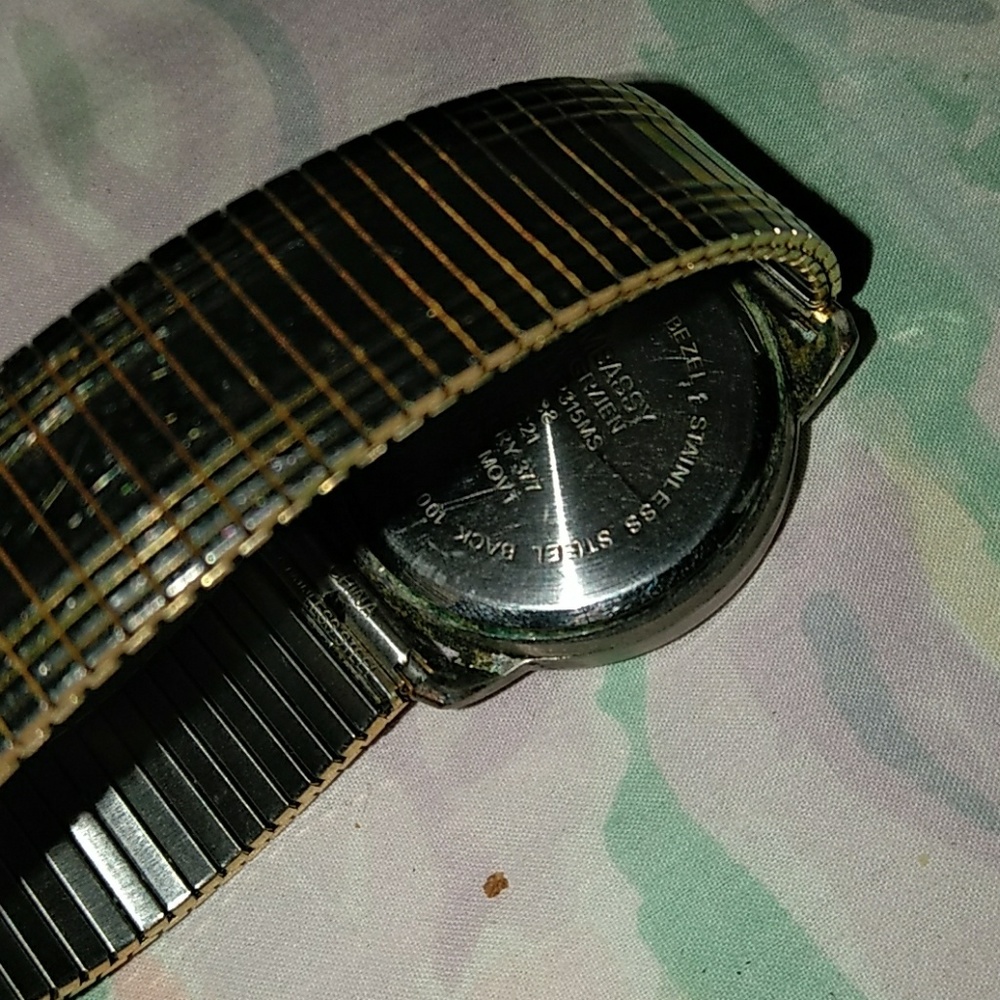 Men watche - Picture 2 of 3